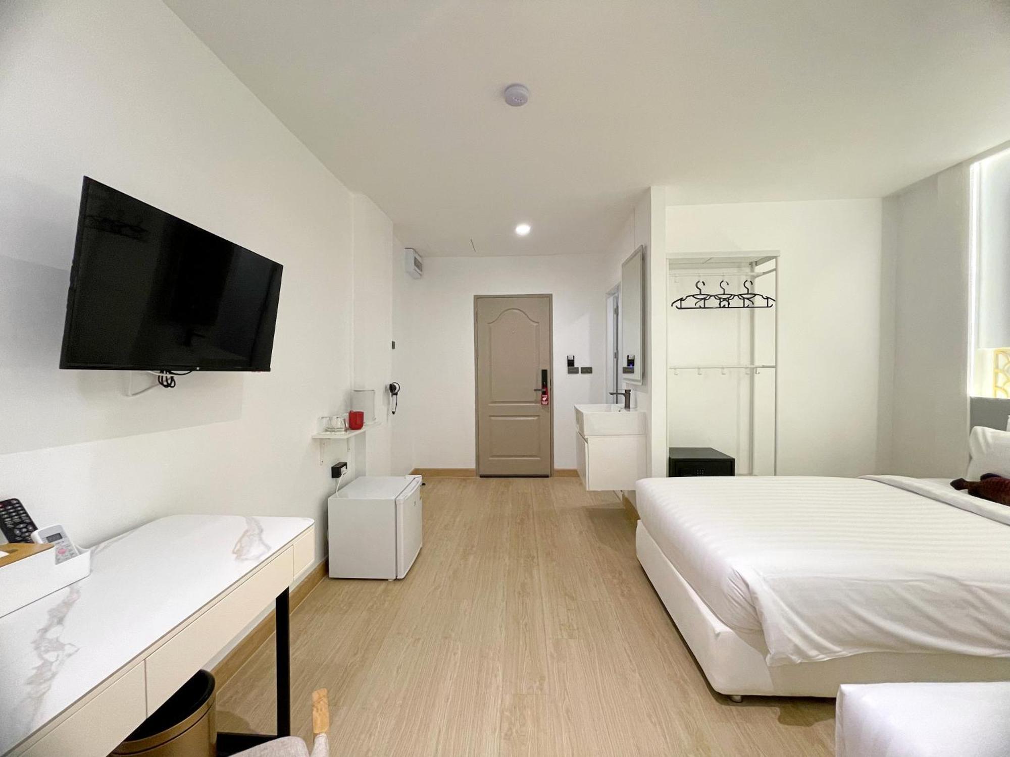 Апарт готель Arawana Express Sukhumvit 22 Бангкок Екстер'єр фото