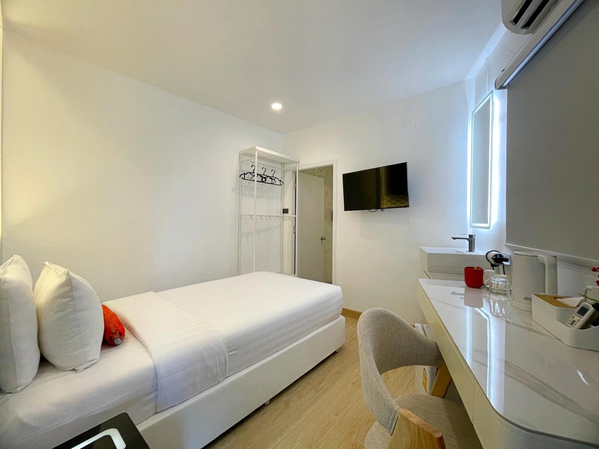 Апарт готель Arawana Express Sukhumvit 22 Бангкок Екстер'єр фото