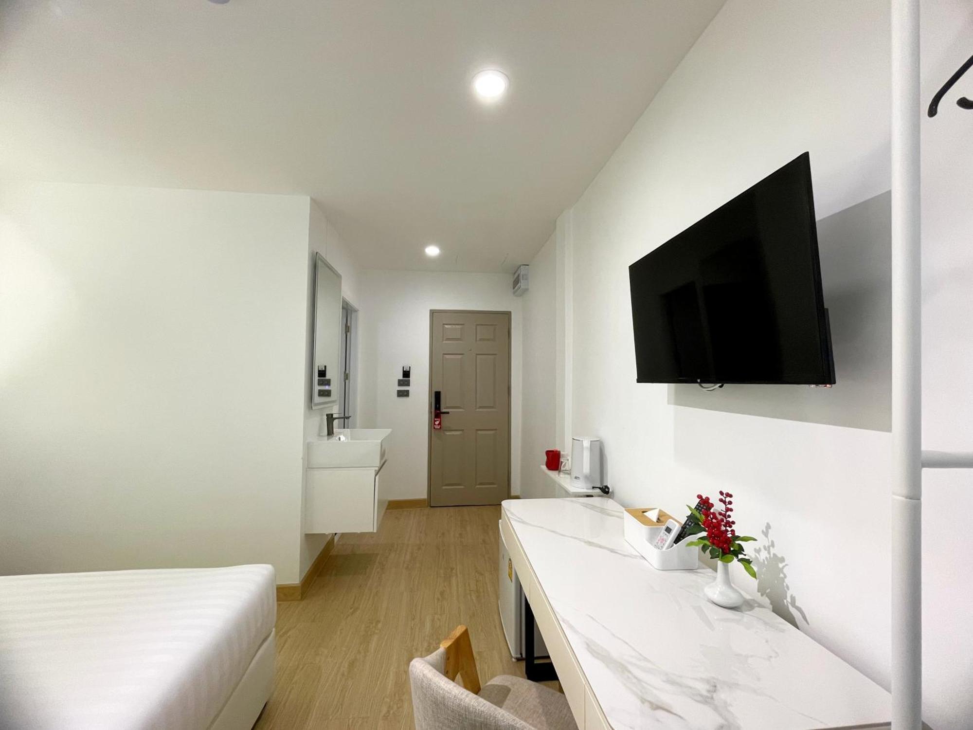 Апарт готель Arawana Express Sukhumvit 22 Бангкок Екстер'єр фото
